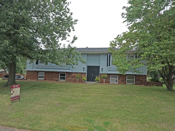 125 Cherry Hill Dr, Mount Carmel, IL 62863