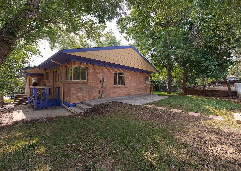 735-737 19th Exterior