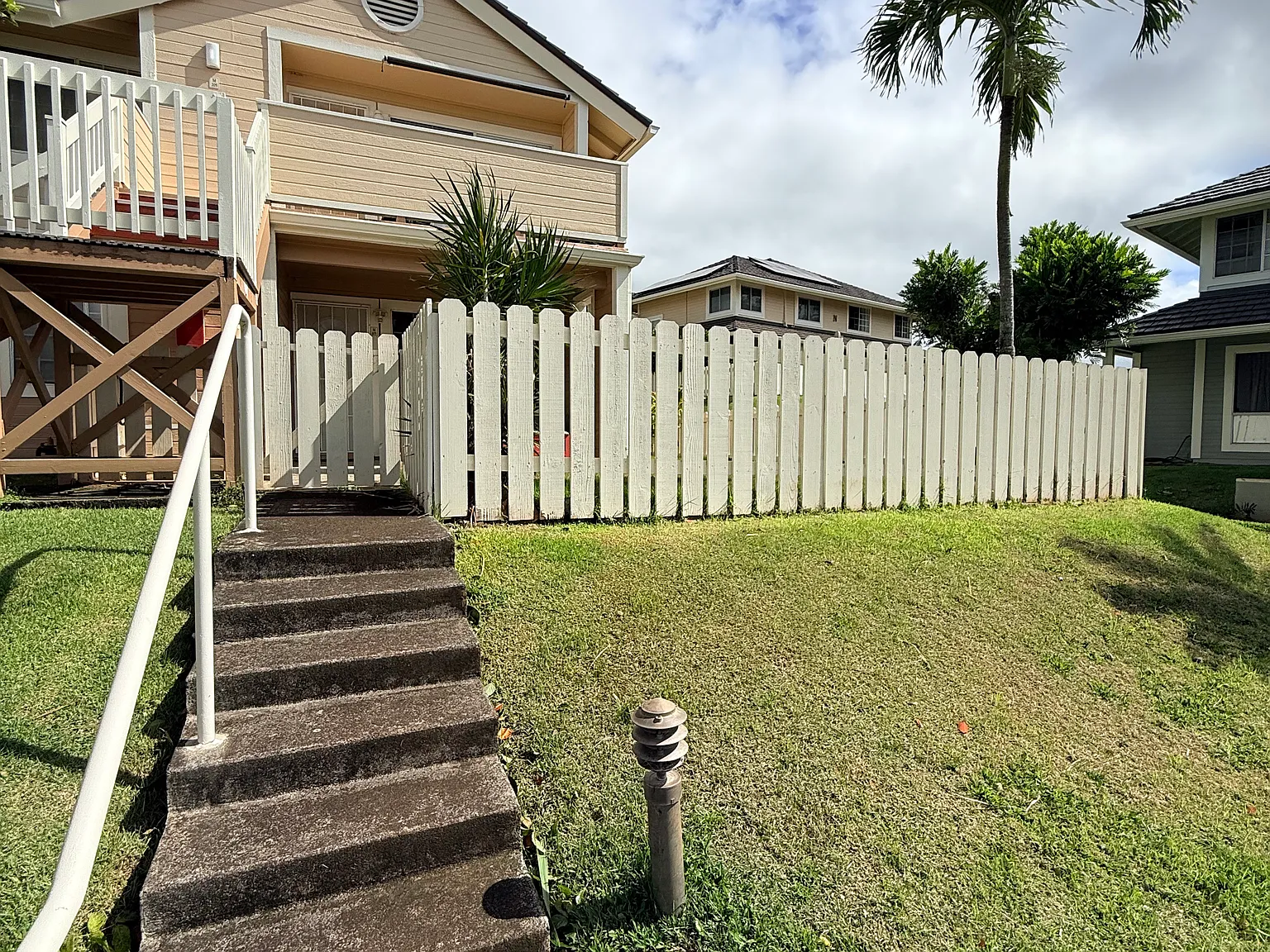 2 bed, 851 sqft, $3,000 — Photo 2