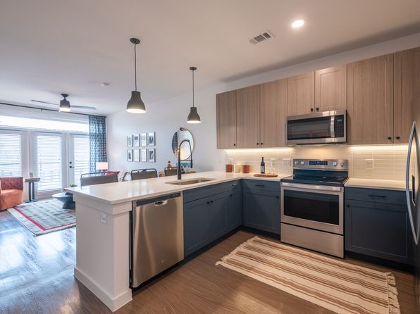 200 W Commerce St APT 341