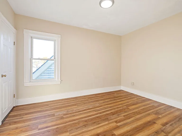 306 Manchester St #3 — Photo 17