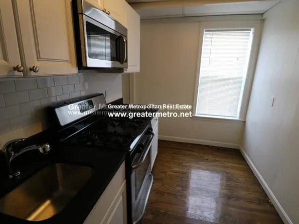 28 L St #1, South Boston, MA 02127