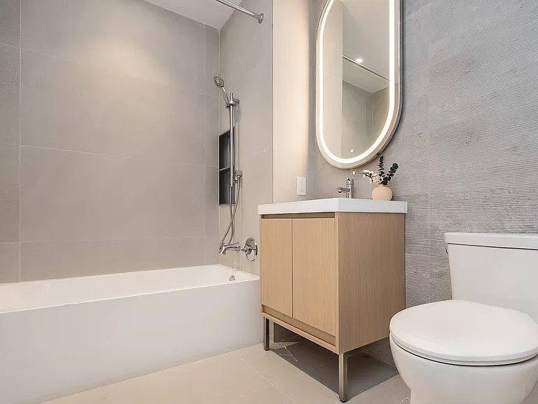 2900 Nostrand Ave #405 — Photo 6