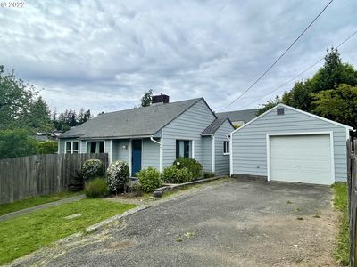 860 Date Ave, Coos Bay, OR, 97420