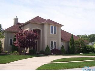 8051 Cove Harbour Dr, Holland, OH 43528