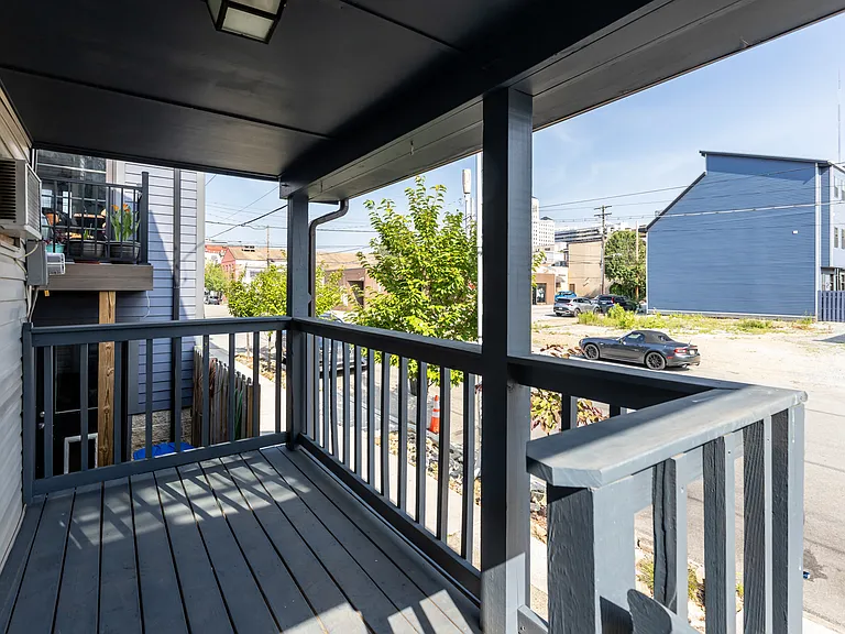 607 Foreland St — Photo 25