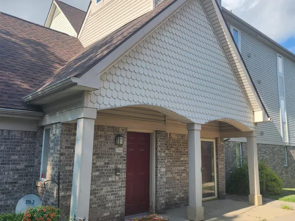 1390 Constance Dr, Pontiac, MI 48340