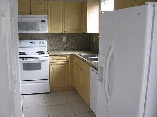 2nd image of 229 SE 32nd Ave