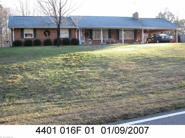 2797 Harper Rd, Clemmons, NC 27012