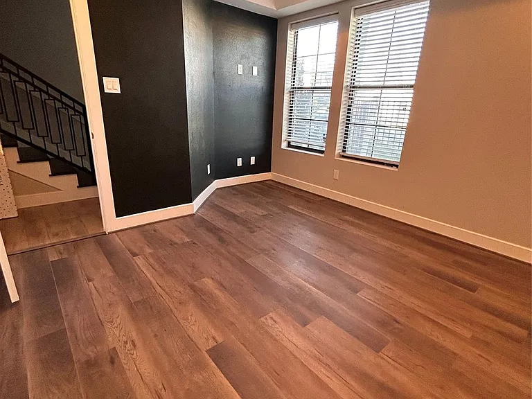 211 Milby St — Photo 17