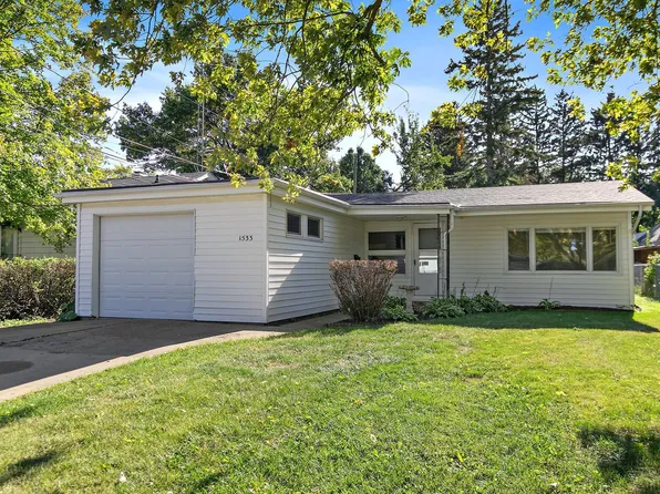 1533 Oakwood Ave, Dekalb, IL 60115