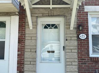433 Hermit St, Philadelphia, PA 19128
