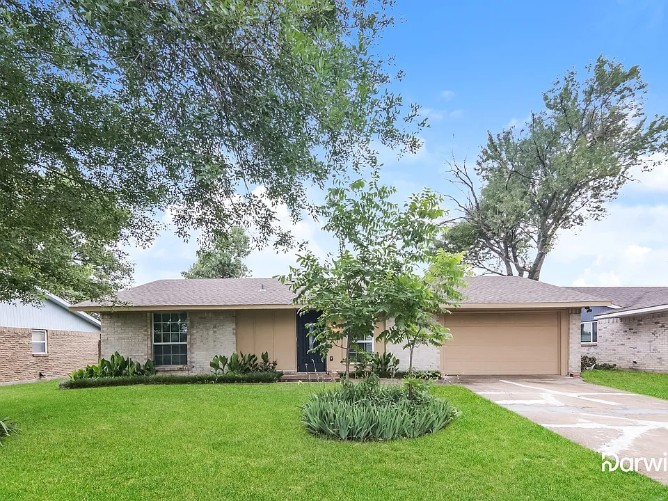 2722 Spiceberry Ln