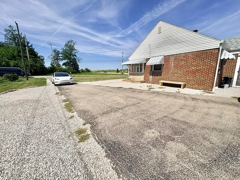 3 bed, 1542 sqft, $1,300 — Photo 4