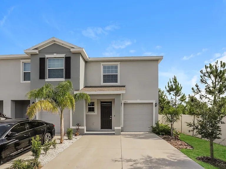 11803 Mountain Retreat Ln — Photo 1