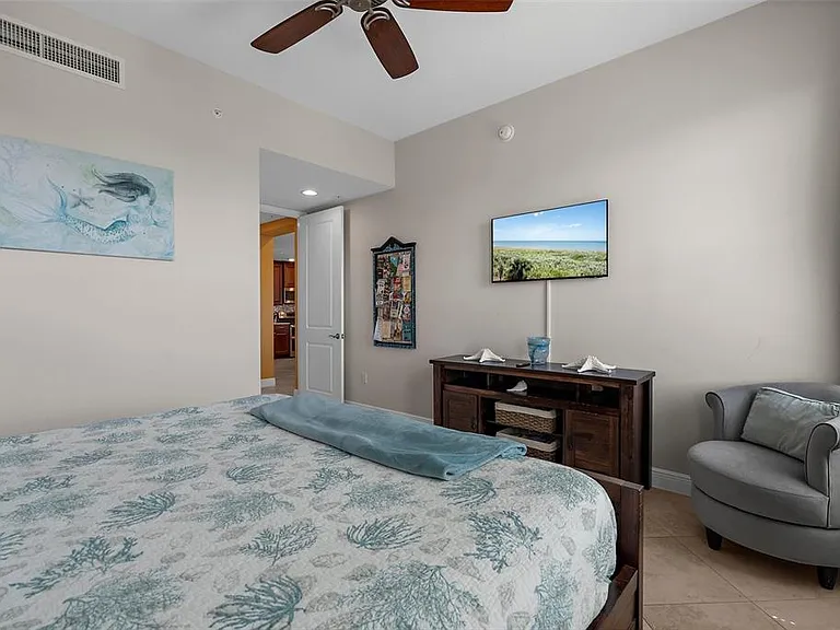 395 Aruba Cir #401 — Photo 28