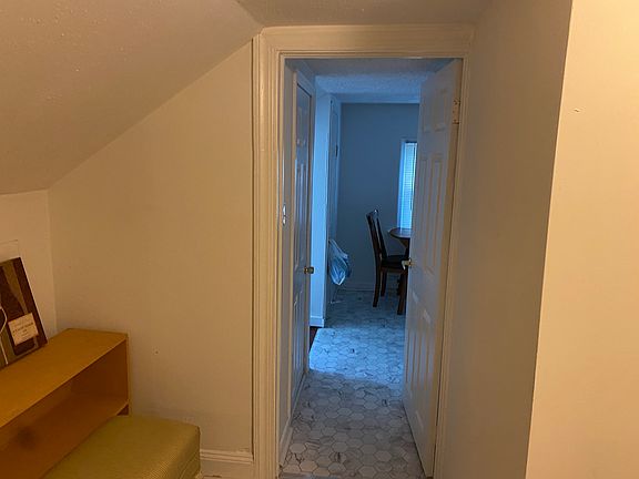 2nd image of 4801 Old Warwick Rd #3