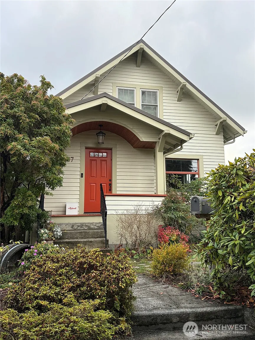107 NE 60th Street photo 1