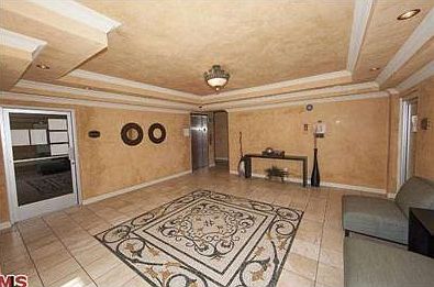 4th image of 1154 S Barrington Ave APT 316
