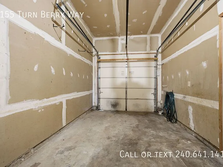 2155 Turnberry Way — Photo 33