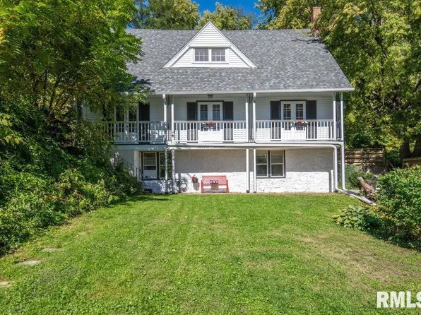 1316 E 9th St, Davenport, IA 52803