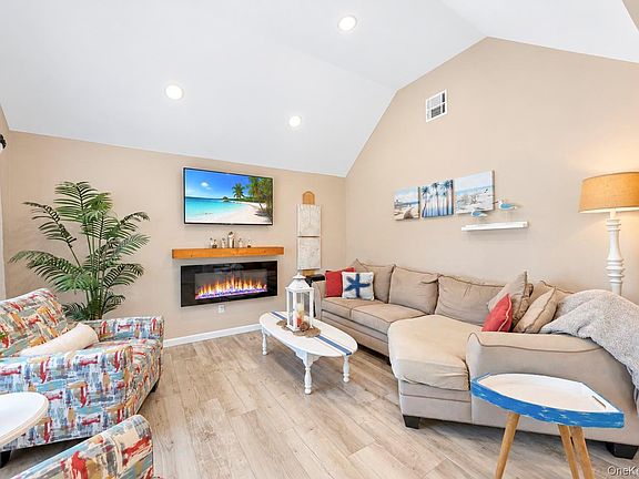 5th image of 1435 Brooklyn Boulevard
