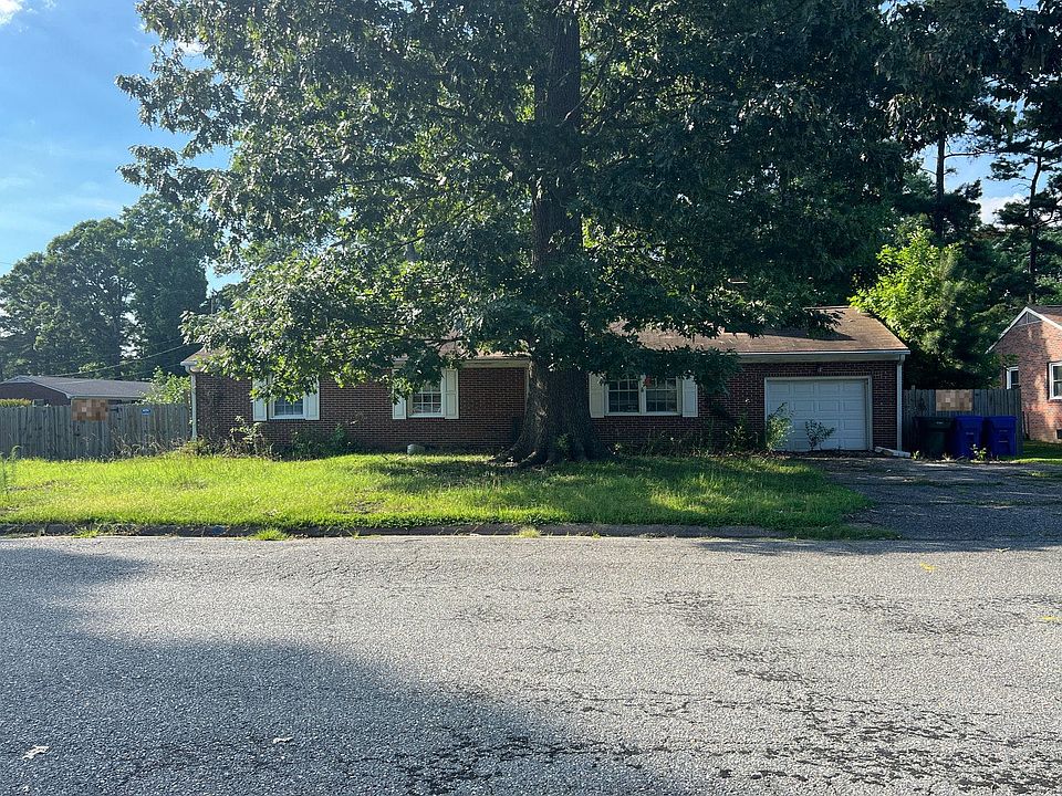 1st image of 114 Opal Dr