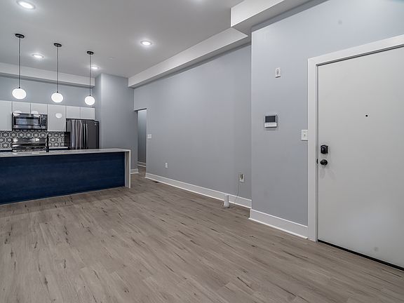 3rd image of 3625 Spring Garden St #1