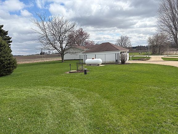 2nd image of 7356 Babbs Grove Rd