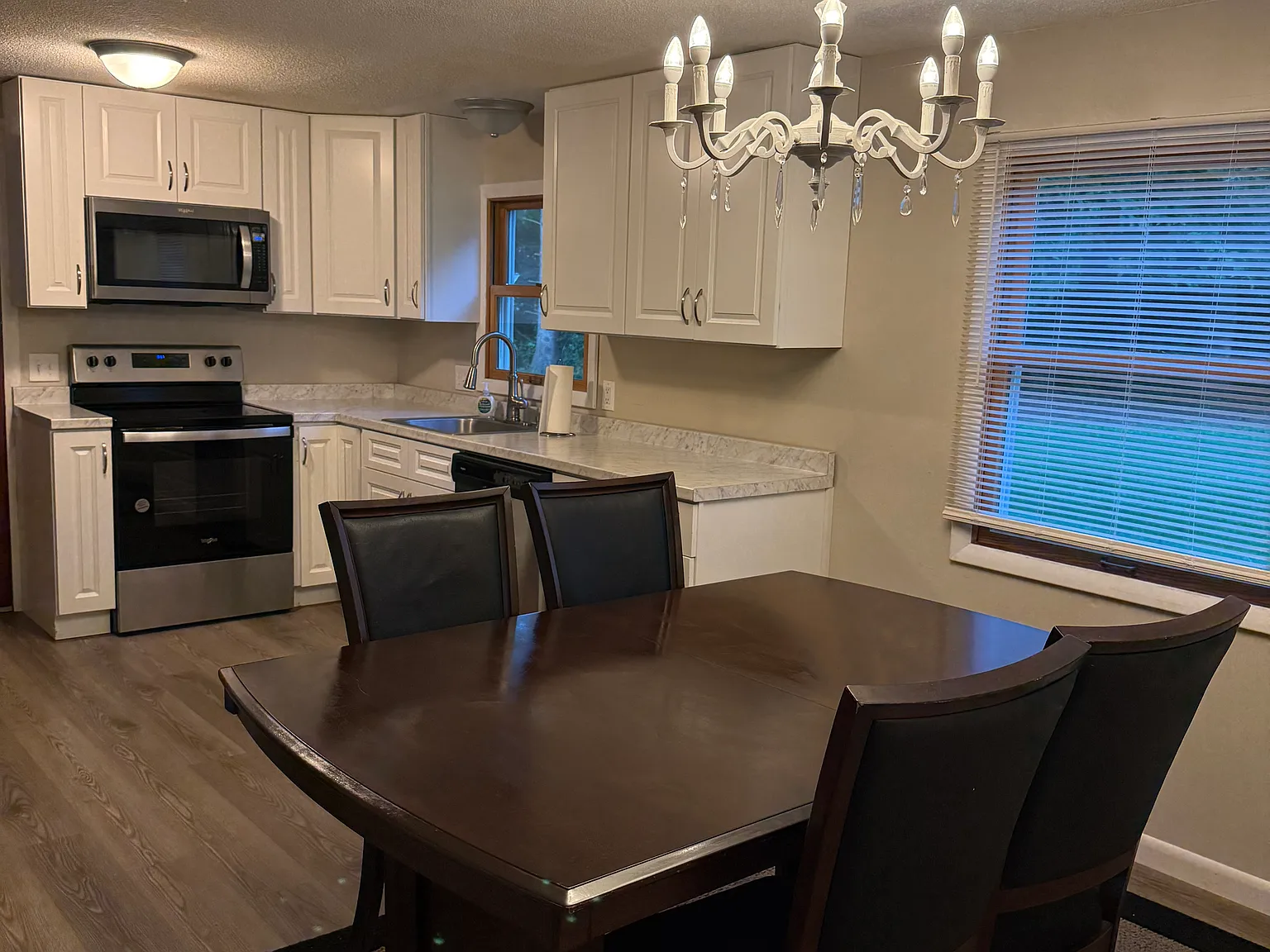9 Applewood Ln — Photo 4