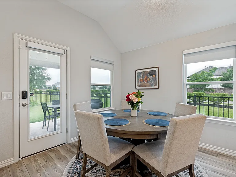 3125 Moldboard Dr — Photo 17