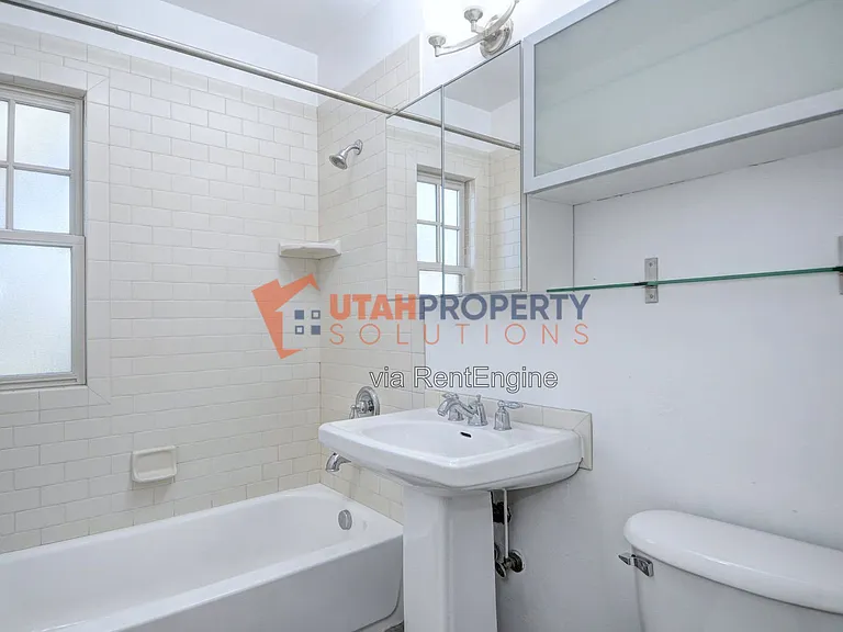 61 N T St #6 — Photo 15