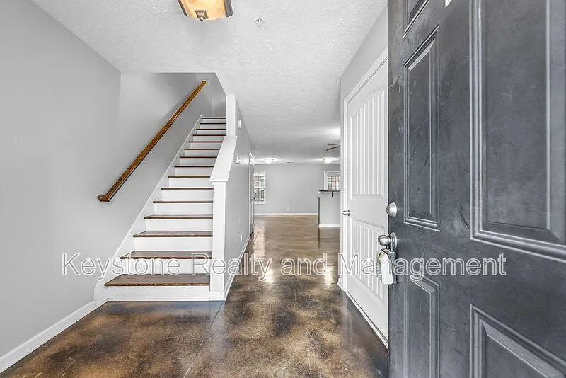 2 bed, 2.5 bath, 1200 sqft, $1,395 — Photo 3