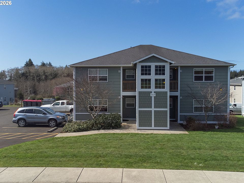 1st image of 2037 SE Huckleberry Ave