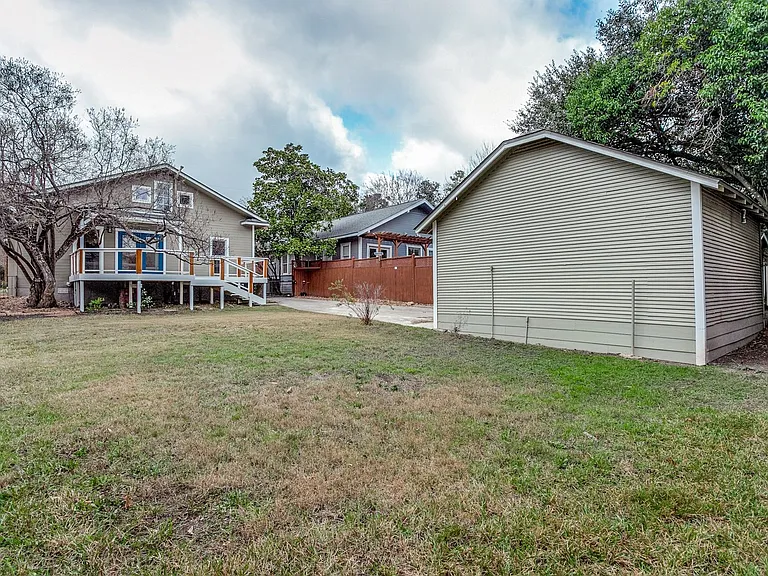 124 Normandy Ave — Photo 23