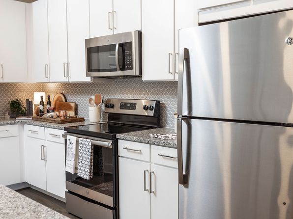 5561 Post Oak Blvd #406