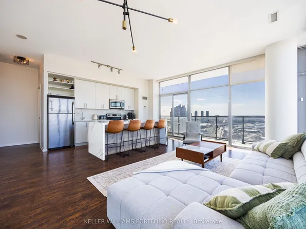 105 The Queensway #3410, Toronto, ON M6S 5B5