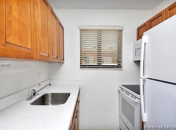 4th image of 1931 NW 31st St APT 7