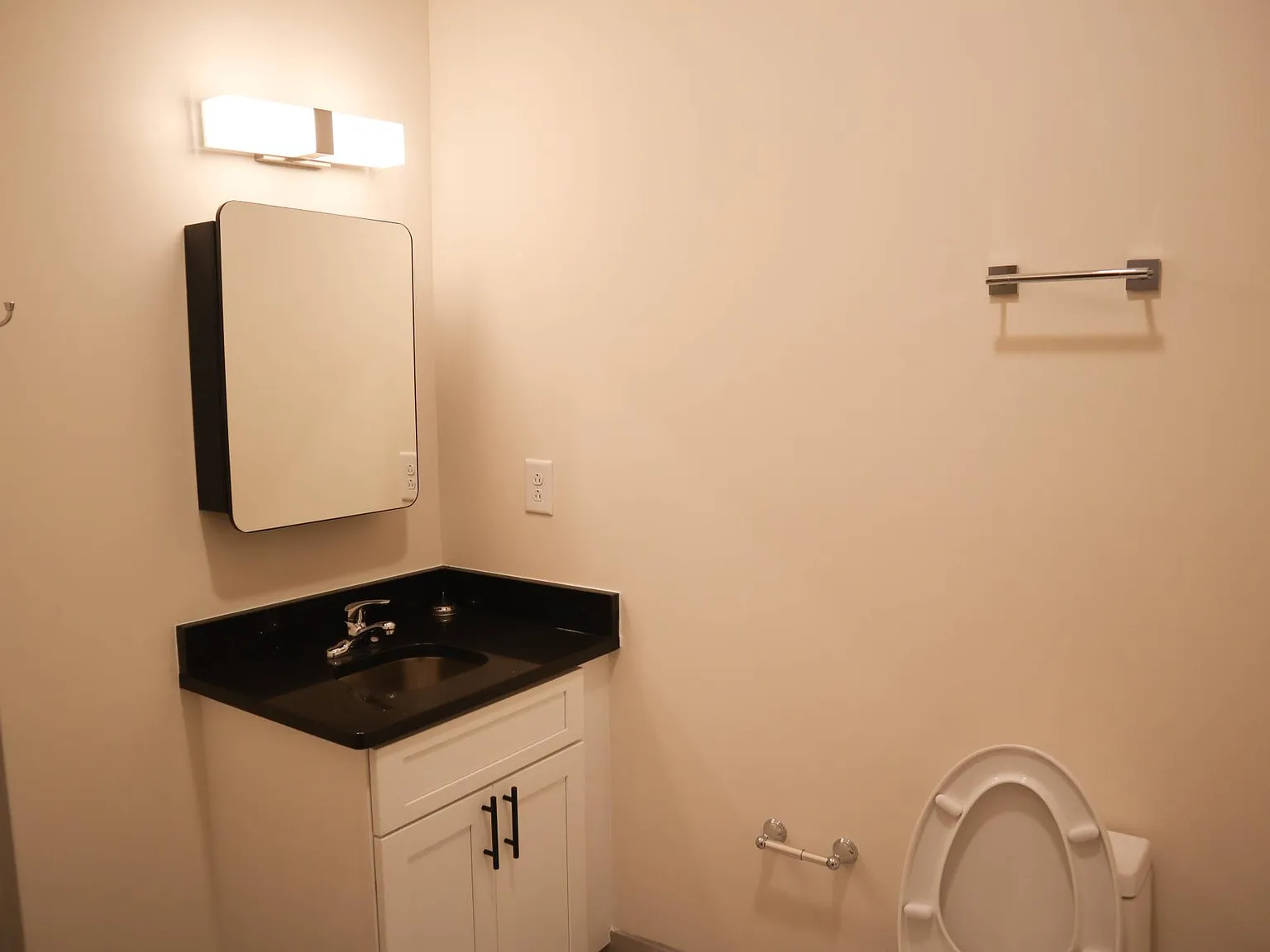 Studio, 515 sqft, $1,000 — Photo 3