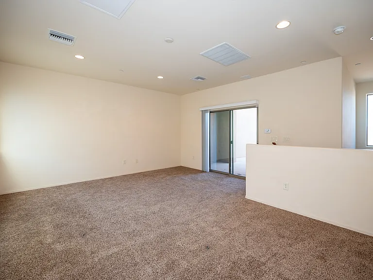 2390 E Blue Diamond Dr — Photo 17