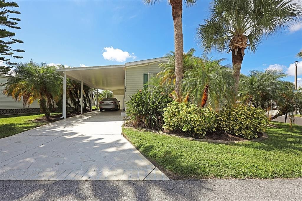 2100 Kings Hwy LOT 1036