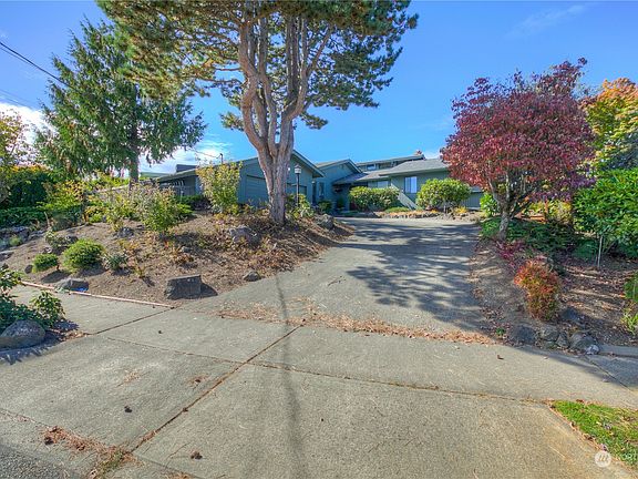 3rd image of 3754 N Frace Avenue