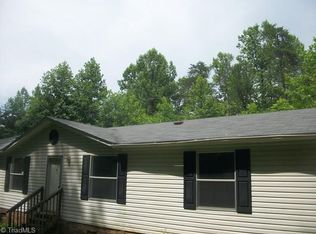 1093 Windy Hill Rd, Westfield, NC 27053