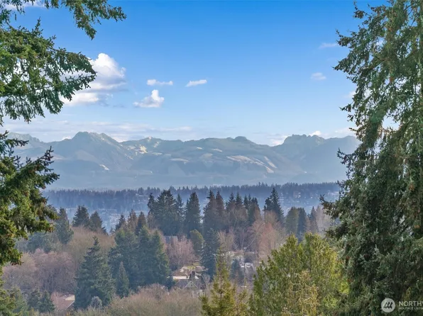 1261 NE 100th Street, Seattle, WA 98125