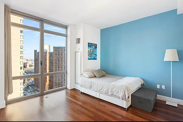 Rented by Douglas Elliman | media 21