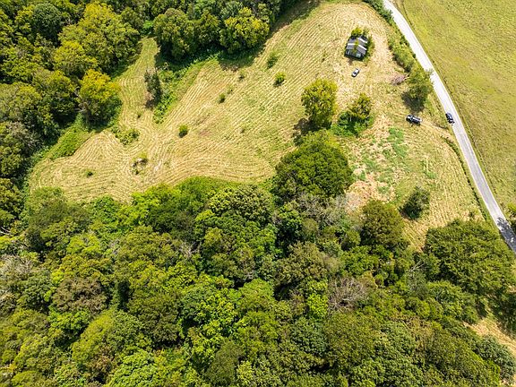 3rd image of 4125 Dry Creek Rd
