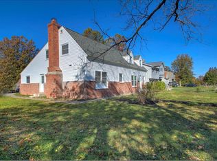 33441 Willowick Dr, Eastlake, OH 44095