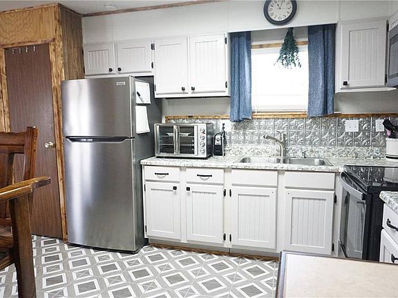 5th image of 26467 Taylor Creek Rd