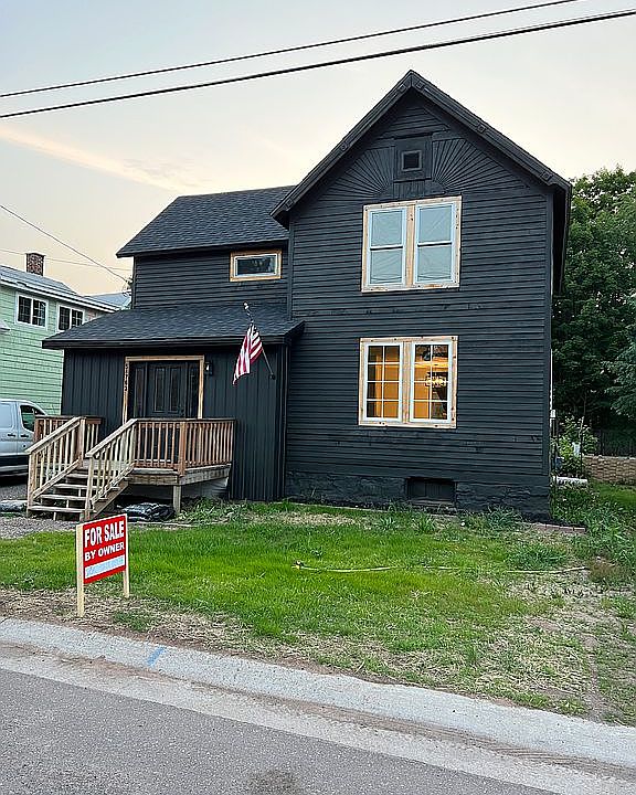 1st image of 51763 Tamarack St