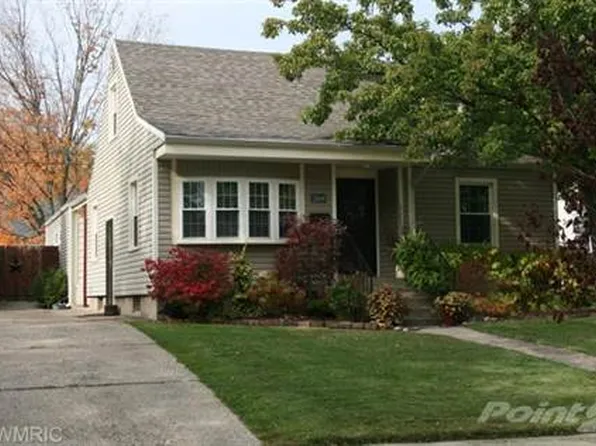 2606 Thayer Dr, Saint Joseph, MI 49085